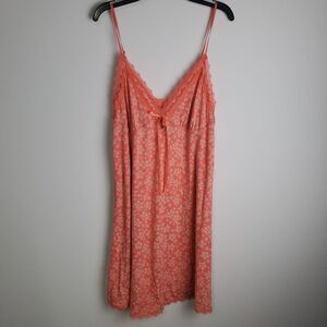 Vintage 2000s Old Navy Pink Floral Chemise - Size XL